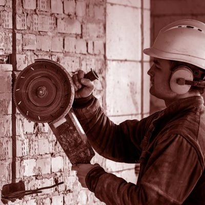 El Plan de Seguridad y Salud sirve para determinar como se van a poner en práctica las medidas d